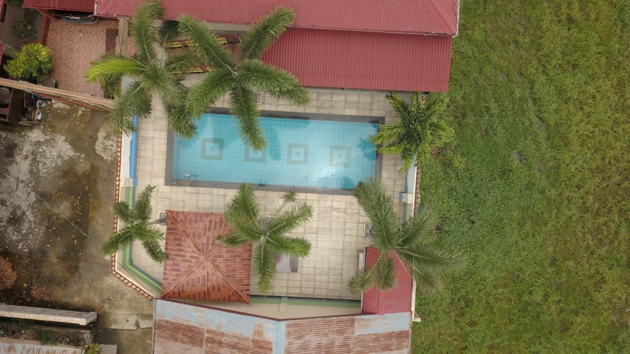 ホテル Casa Felipa ラオアグ エクステリア 写真