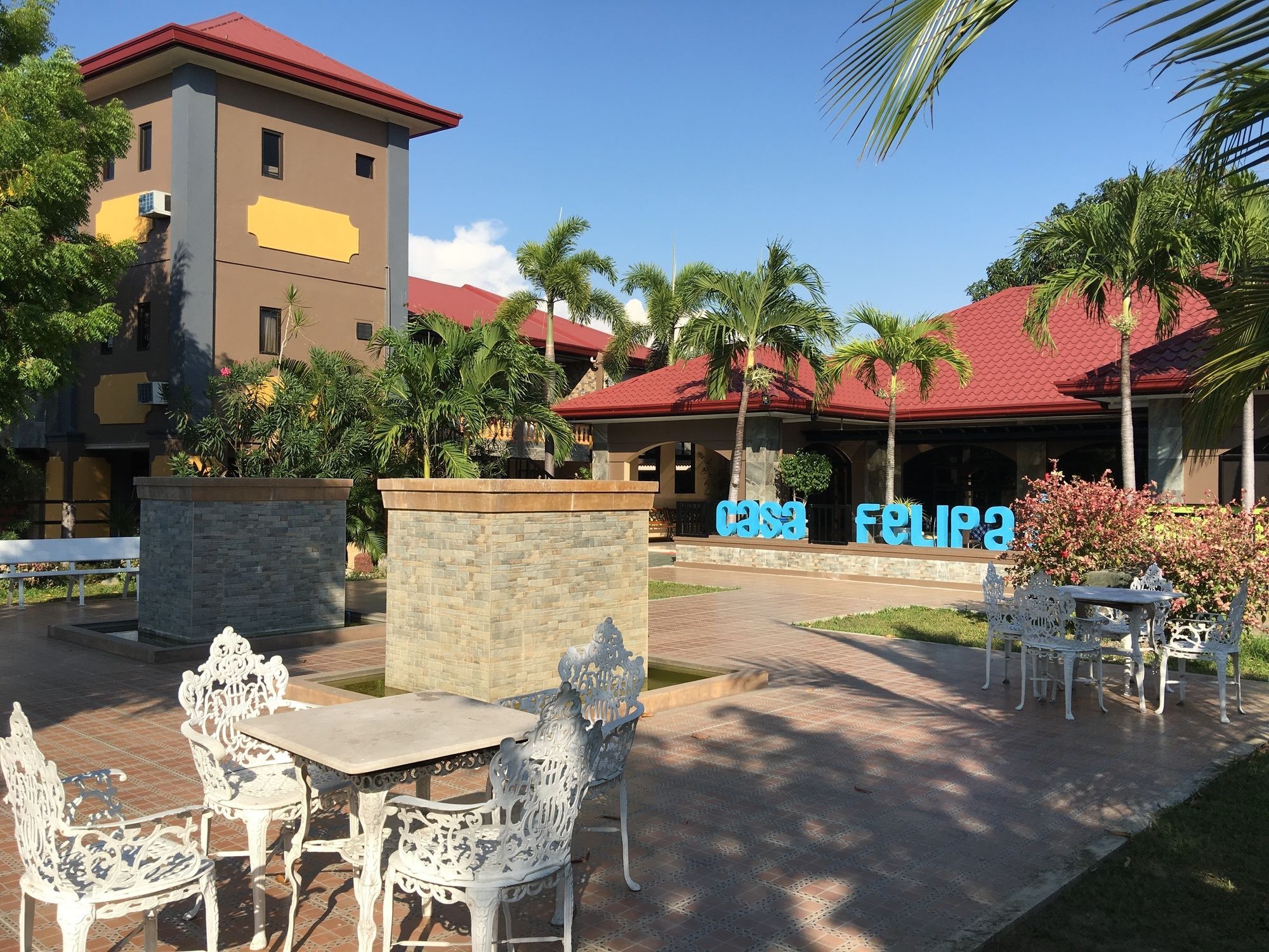 ホテル Casa Felipa ラオアグ エクステリア 写真