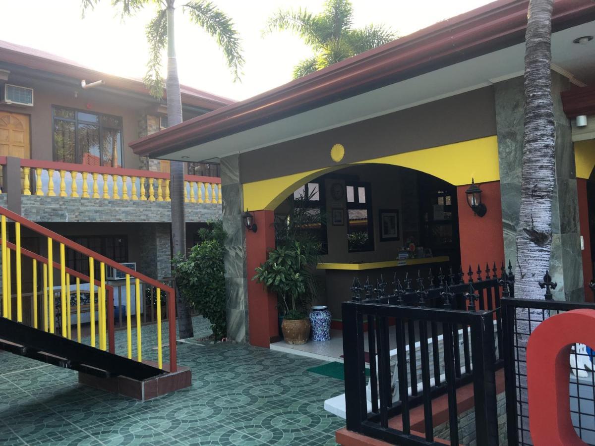 ホテル Casa Felipa ラオアグ エクステリア 写真