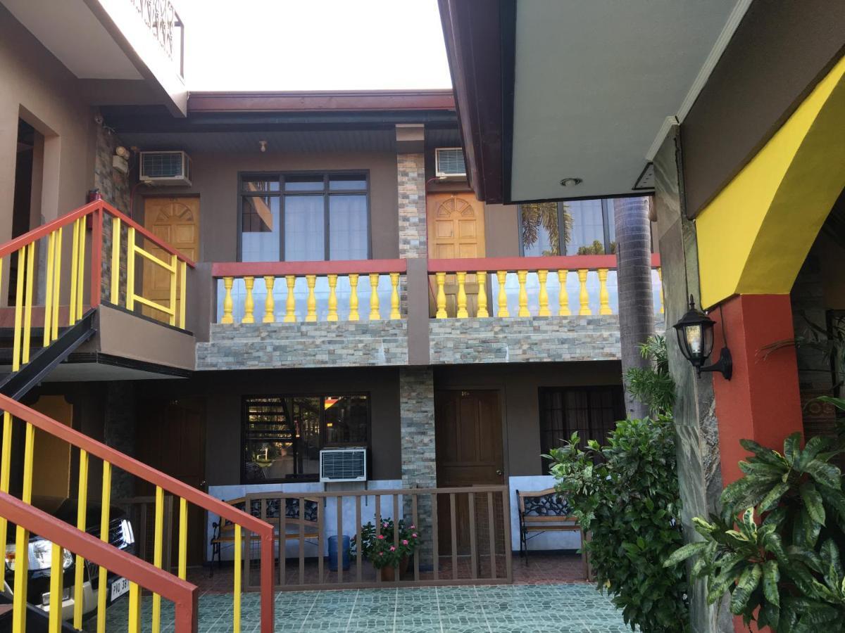 ホテル Casa Felipa ラオアグ エクステリア 写真